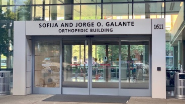 Orthopedic Building at Rush Renamed for Sofija and Dr. Jorge O. Galante